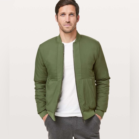 Lululemon Rival Side Bomber, size M - Picture 2 of 15